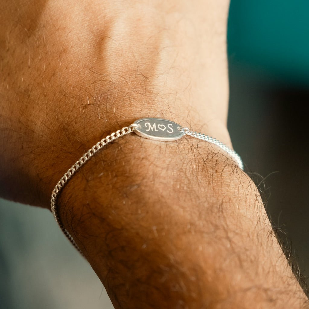Bracelet for Men with Oval Shape